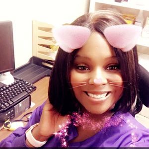 Meet your Posher, Tia